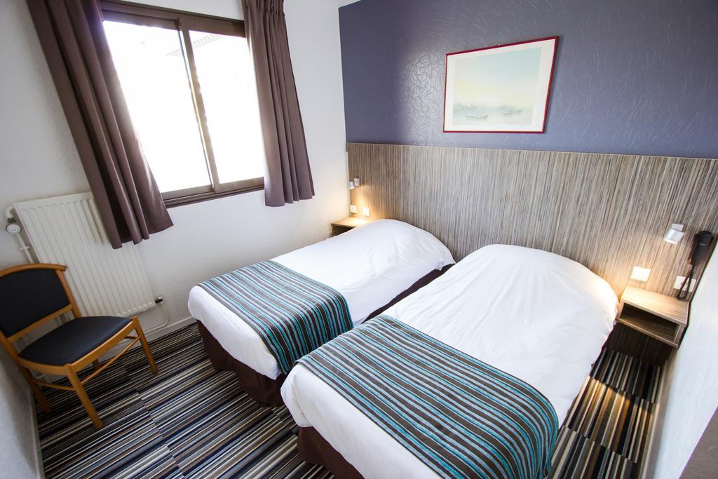 Hotel Bollaert لونس الغرفة الصورة